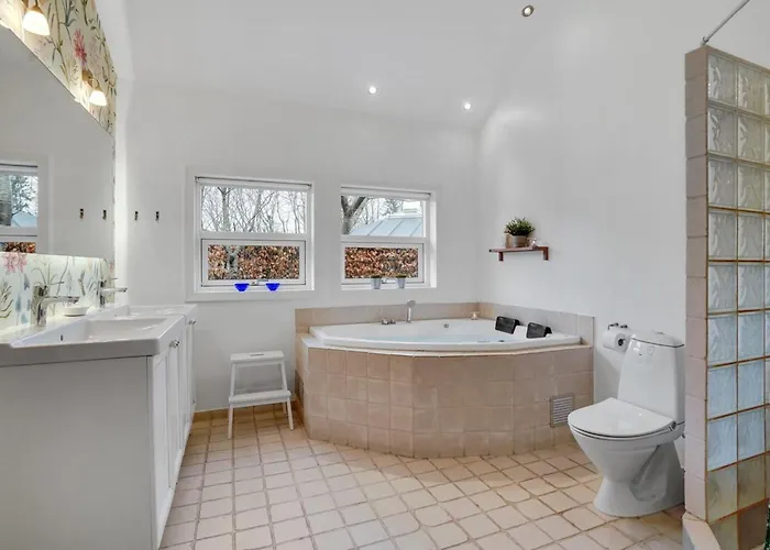 Holmwith - 200m From The Sea By Interhome Holiday home Aabenraa